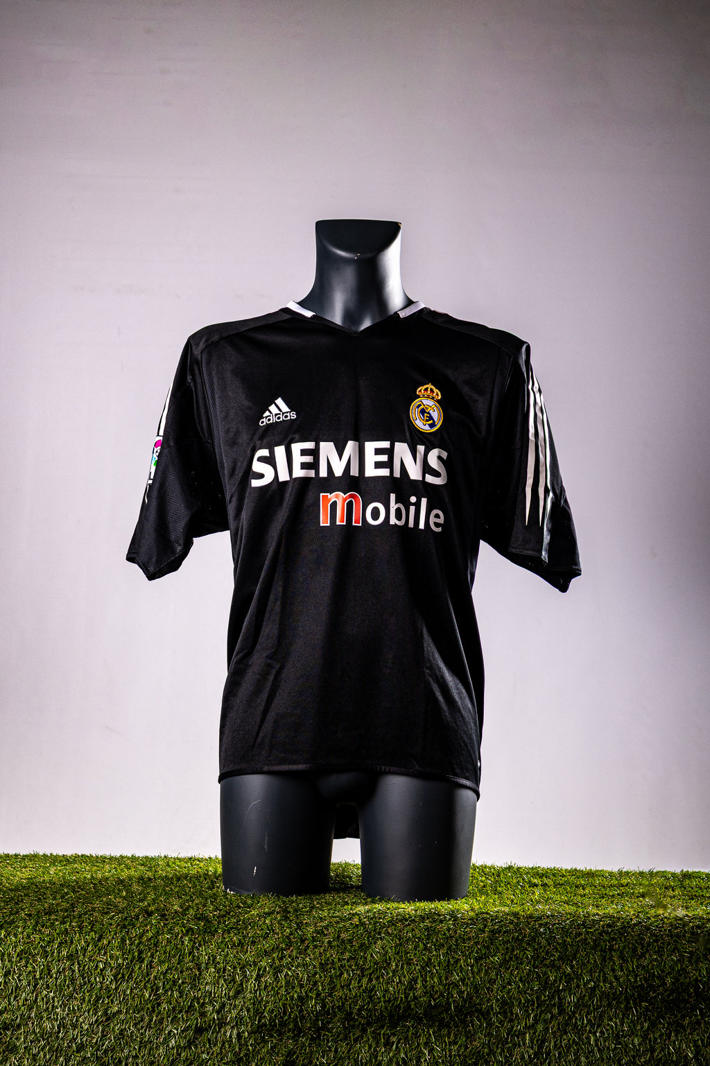 Real Madrid 2003/2004 Uit - Ronaldo (L)