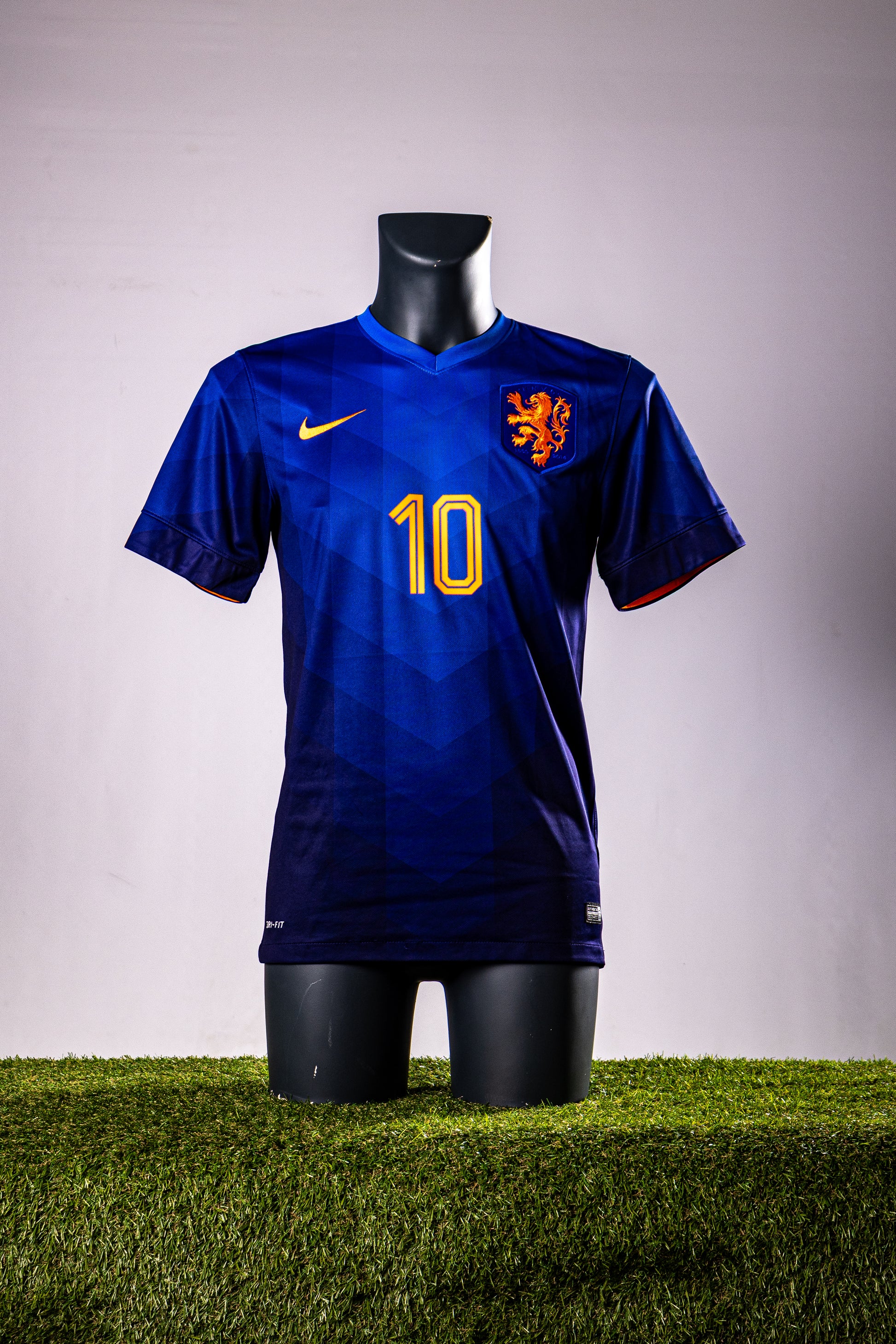 Holland 2014/2015 away - Sneijder (S)