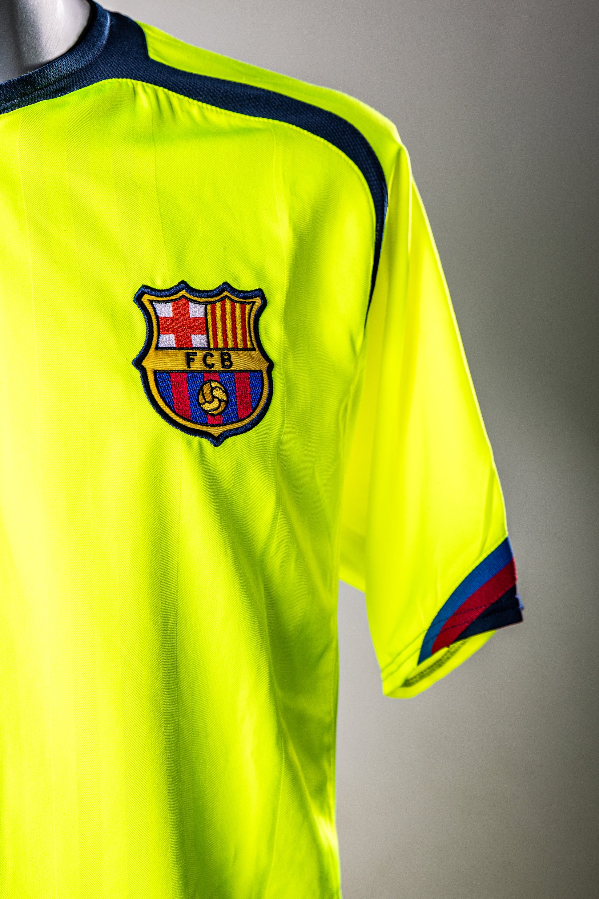 Fc Barcelona 2005/2006 away - Messi (L)